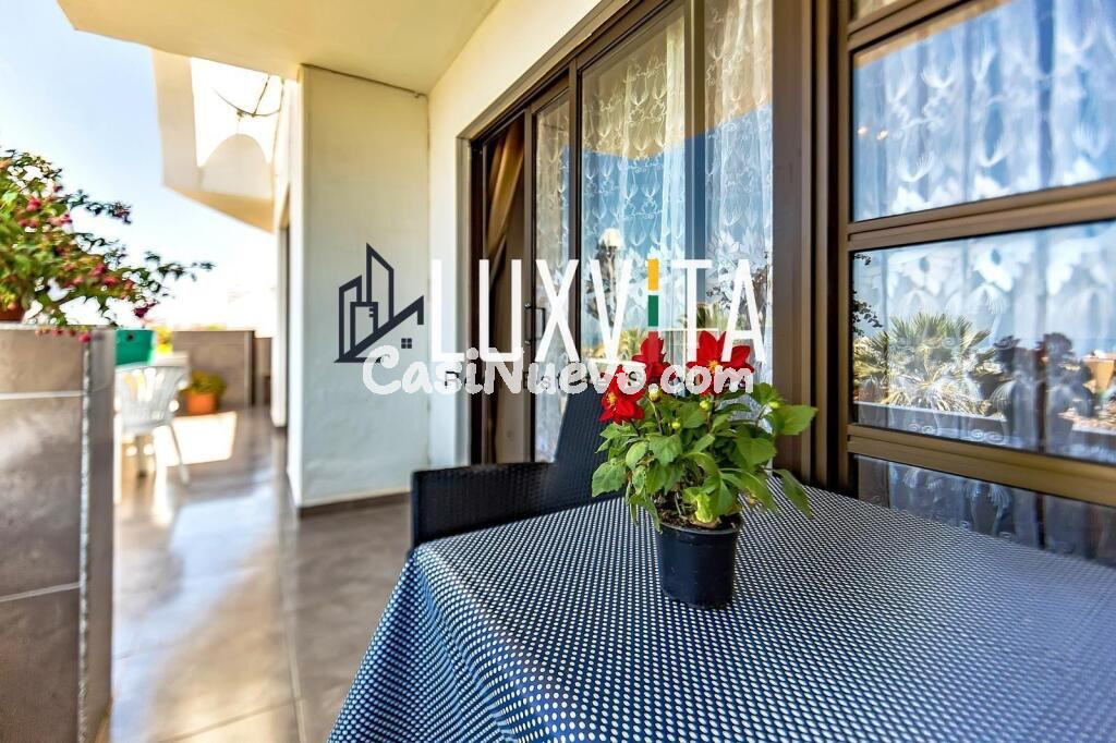 Apartamento dos dormitorios reformado en Atalaya Court