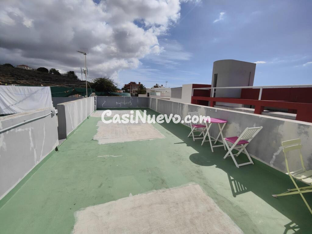 CASA DE PUEBLO DE CUATRO DORMITORIOS EN TIJOCO BAJO