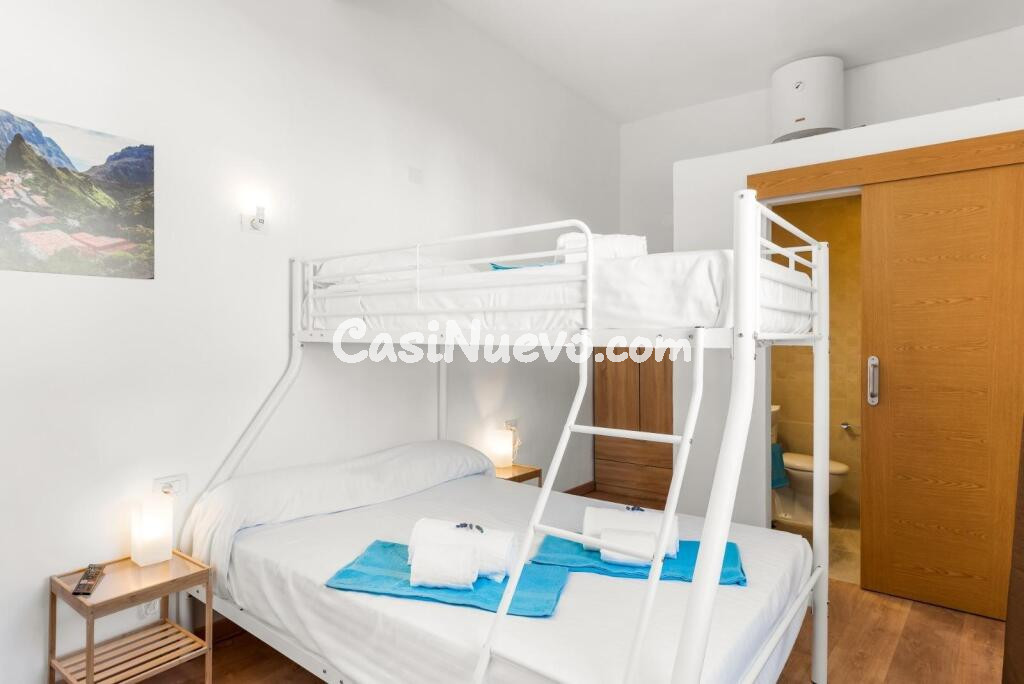 MAGNIFICA CASA VACACIONAL DE 12 habitaciones EN SANTIAGO DEL TEIDE