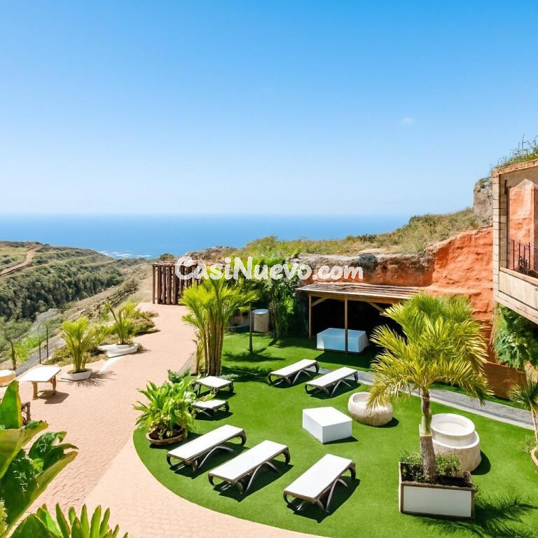 ¡Oportunidad única de inversión! Conjunto de 5 cuevas en venta en Arico, Tenerife – Vistas impresionantes al mar