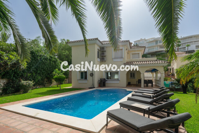 Casa-Chalet en Venta en Benalmadena Málaga