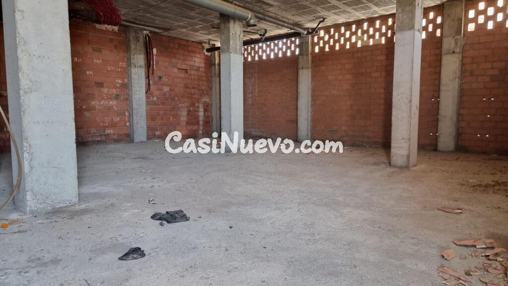 Local comercial en Alquiler en Roquetas De Mar Almería