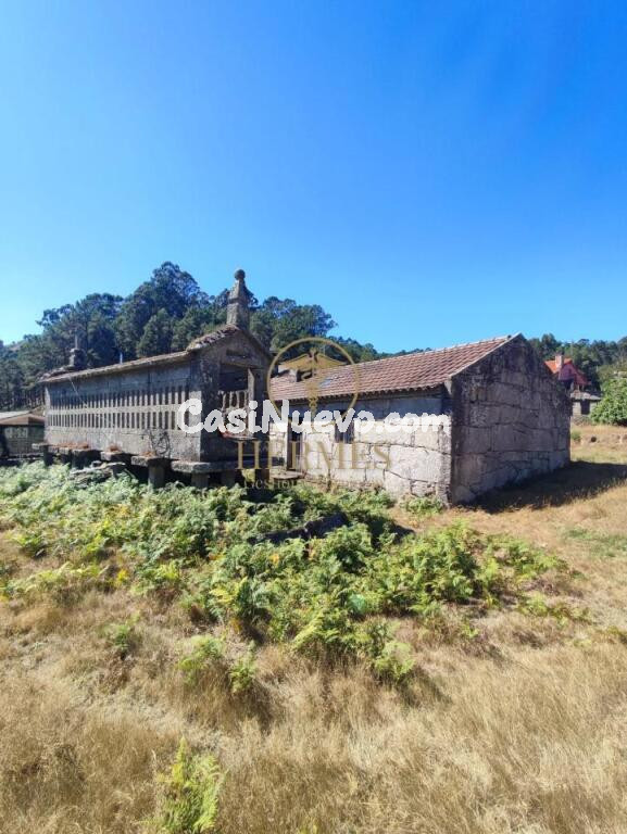 Se vende casa rustica  en obra, Porriño.