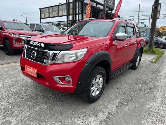nissan np300 2017
