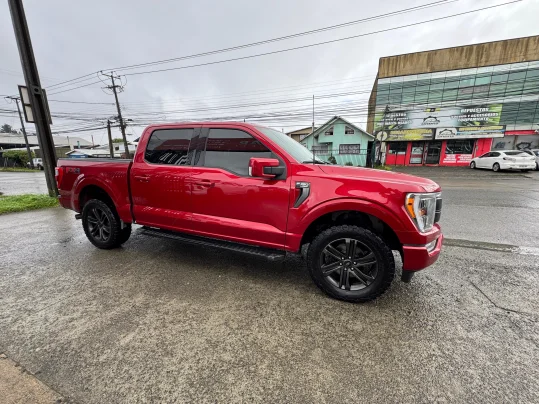 ford f150 lariat 4x4