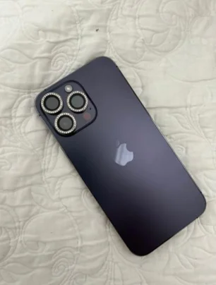 iphone 14 pro max con protector