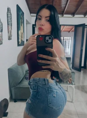 TE GUSTAN LAS CHICAS RELLENITAS?