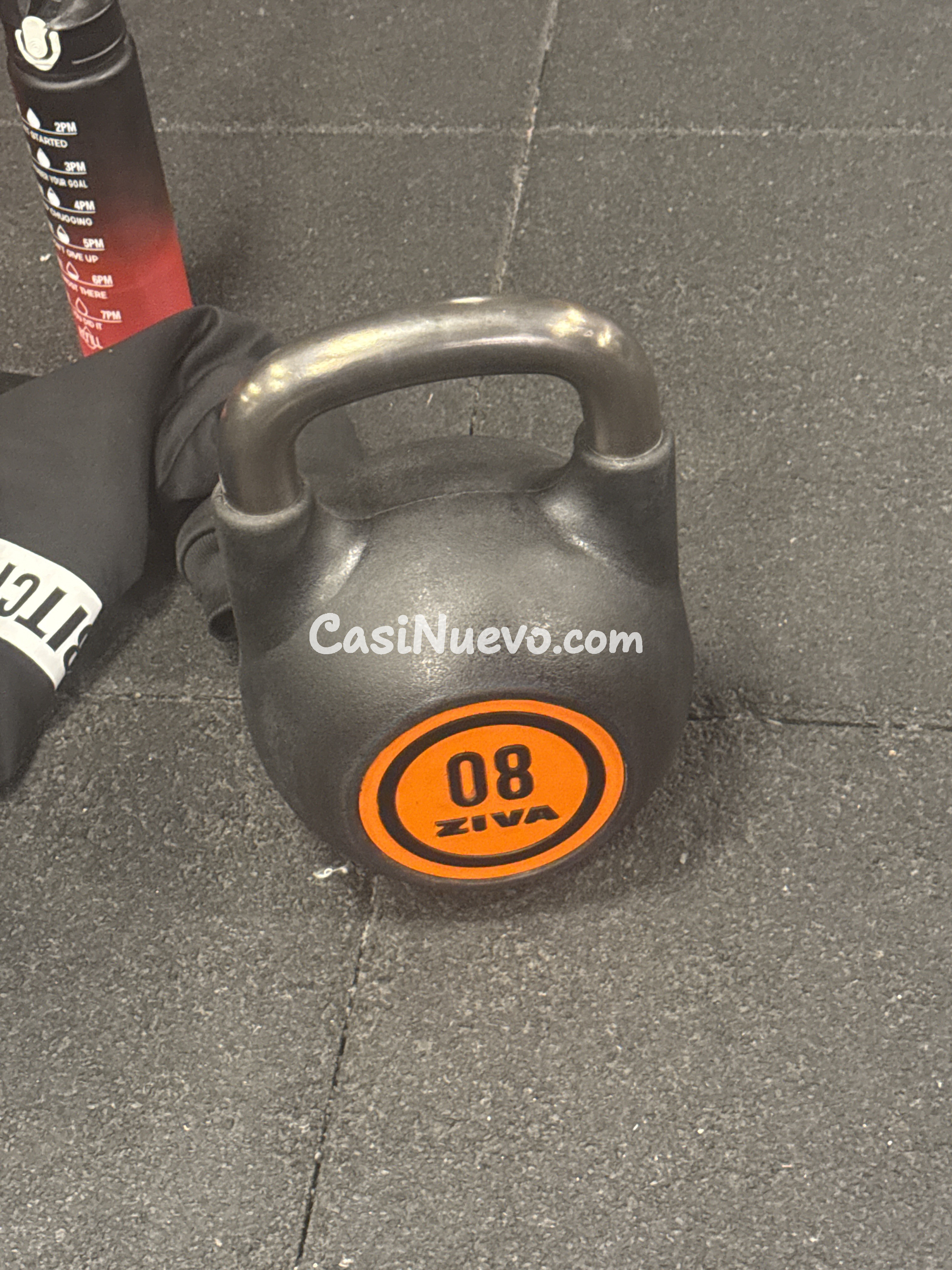 Kettlebell Ziva 8 kg en buen estado
