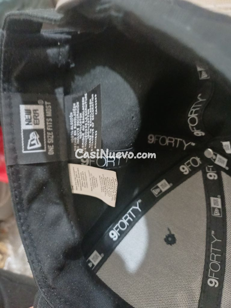Gorra New Era NY Negra Ajustable - foto 4