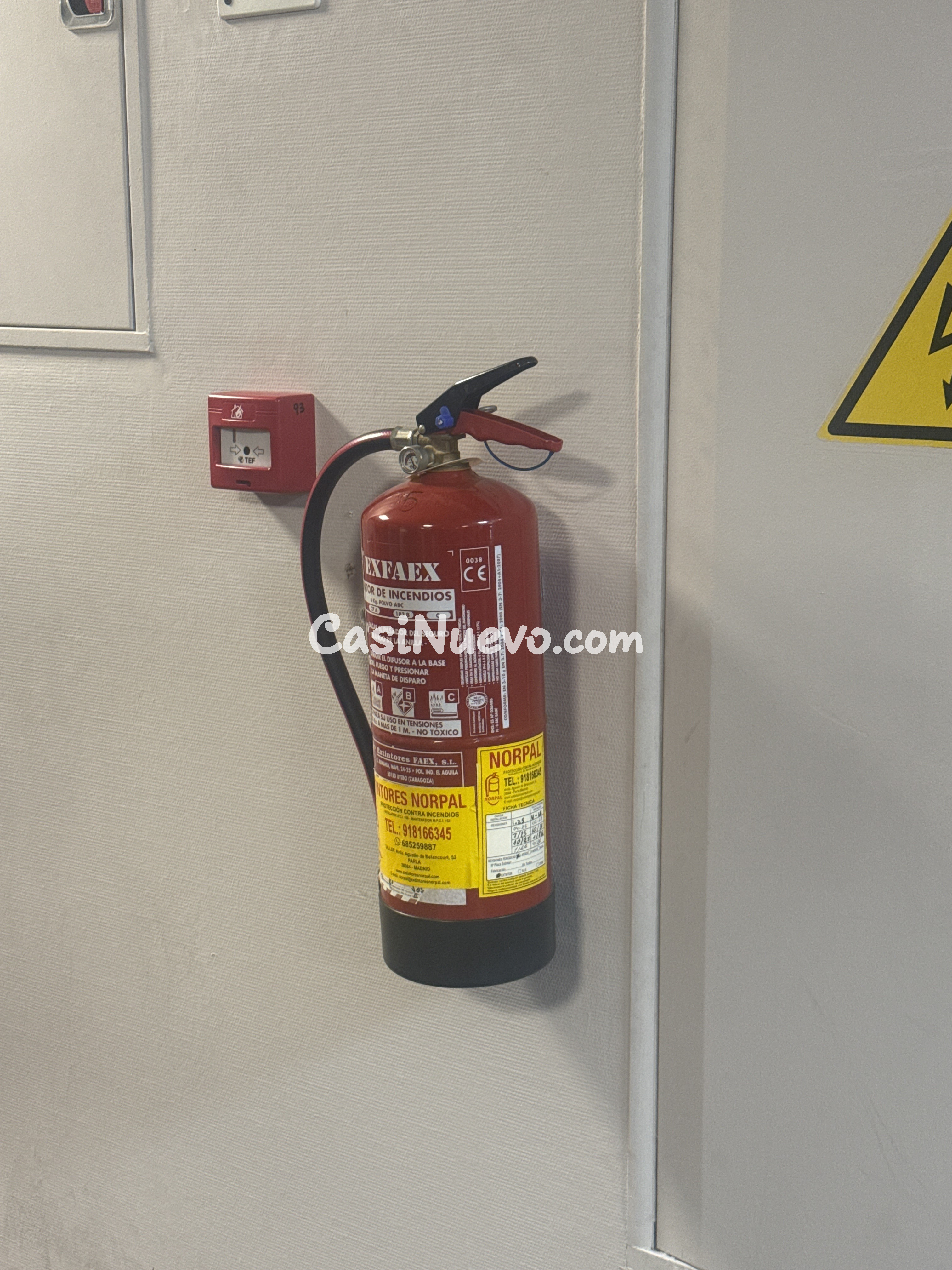 Extintor de incendios nuevo