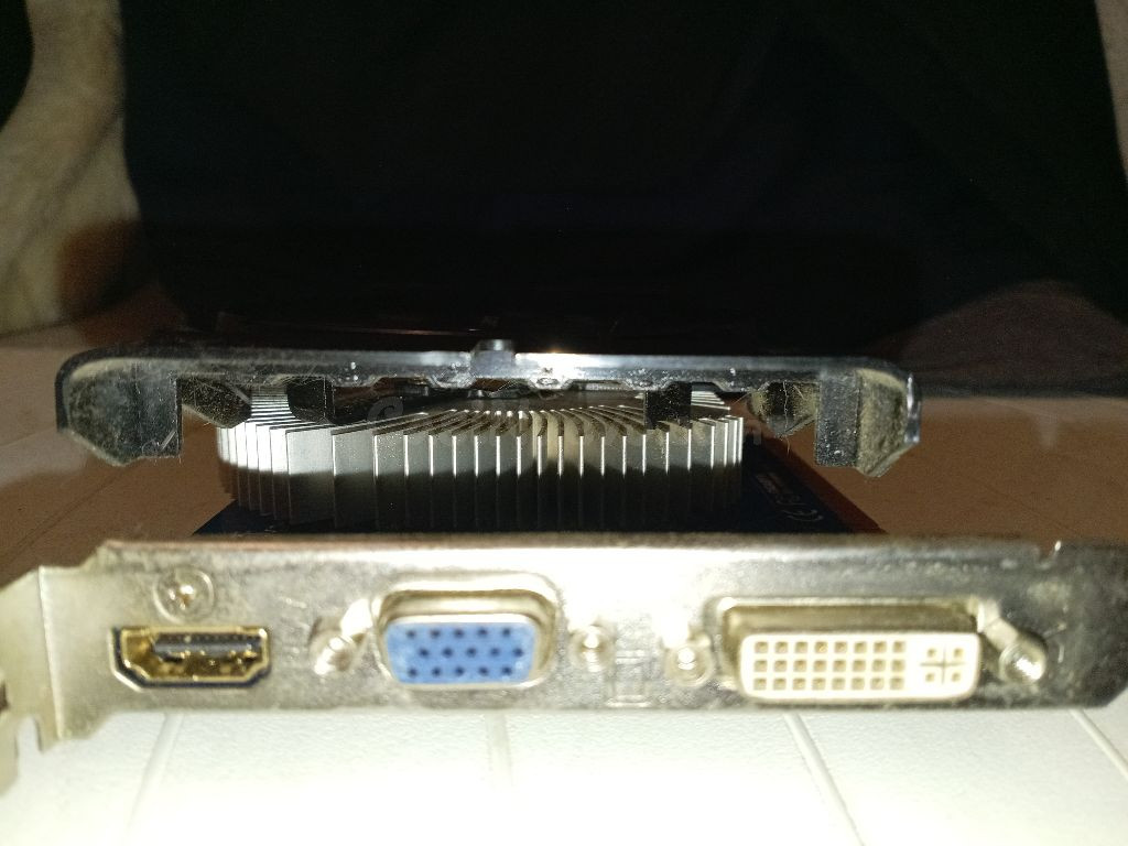Tarjeta gráfica Gigabyte GV-N550D5-1GI - foto 3