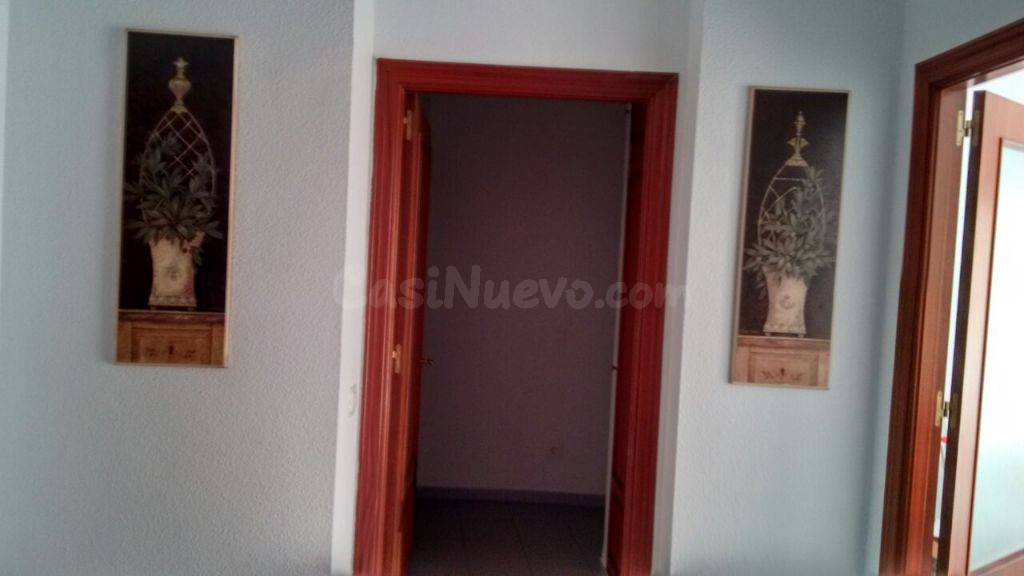 Alquiler de oficina con 35 m2 en portada alta
