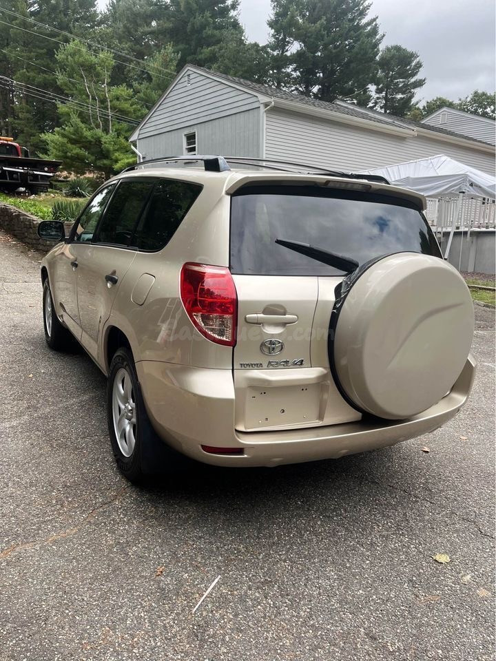 Toyota RAV4 - foto 3