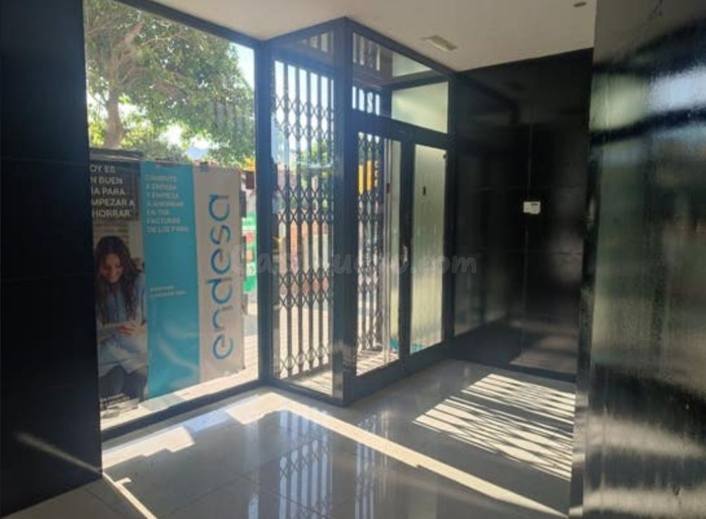 Alquiler de local de 196 m2 en ciudad jardín