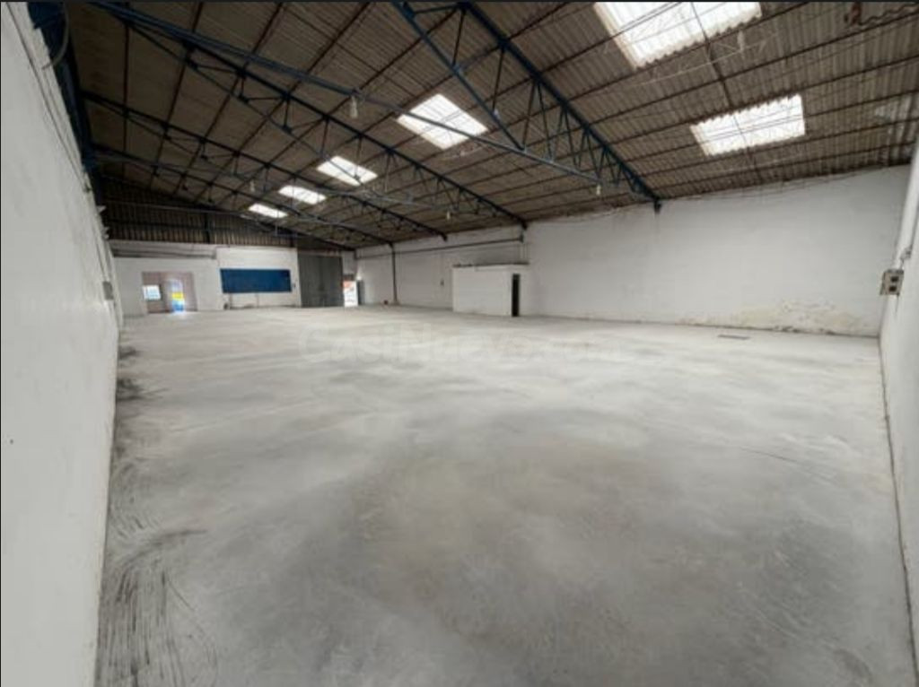 Nave industrial en alquiler – Polígono Azucarera