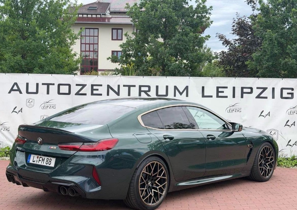 BMW m8 - foto 5
