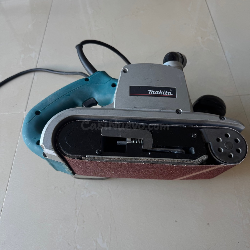 Lijadora de Banda Makita 9403 - 1200W - foto 4