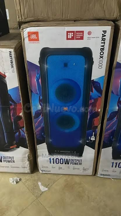 Altavoz JBL PartyBox 1100W con luces - foto 2