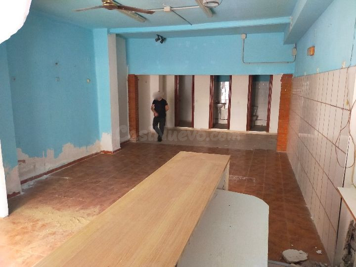 Alquiler de local con 65 m2 cerca de avd de Velázquez - foto 2
