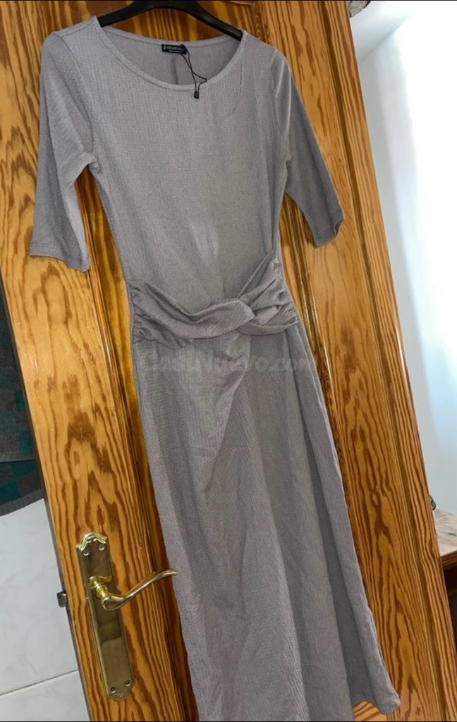Vestido gris Stradivarius con nudo - foto 2