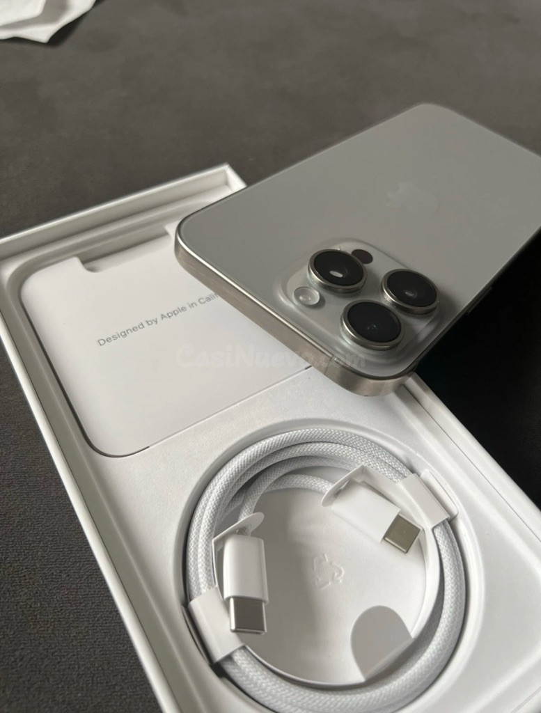 iPhone 15 Pro Max 256 GB Titanio Impecable - foto 2