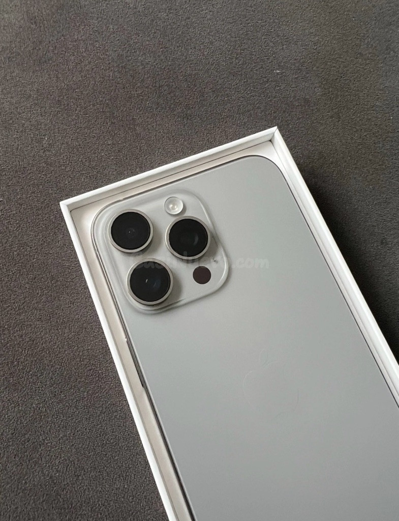 iPhone 15 Pro Max 256 GB Titanio Impecable - foto 5