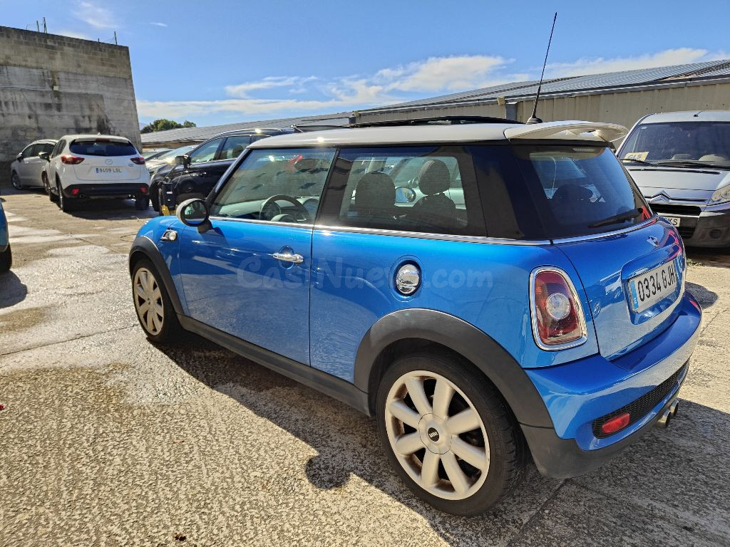 Mini Cooper S Azul con Rayas Deportivas - foto 4
