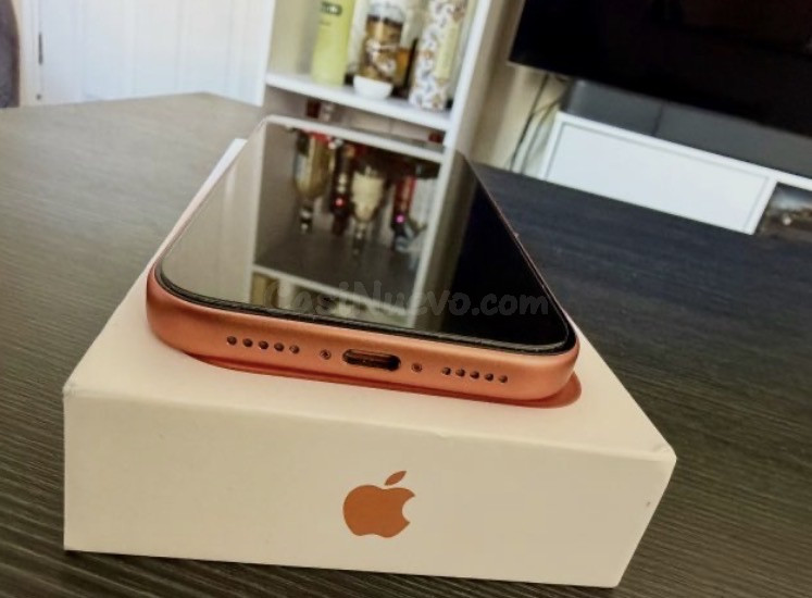 iPhone 17Pro Max Naranja + Funda Magsafe - foto 4