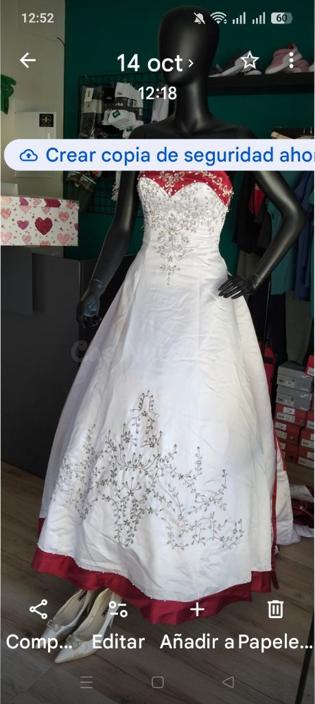 Vestido de Novia Blanco y Rojo Bordado - foto 2