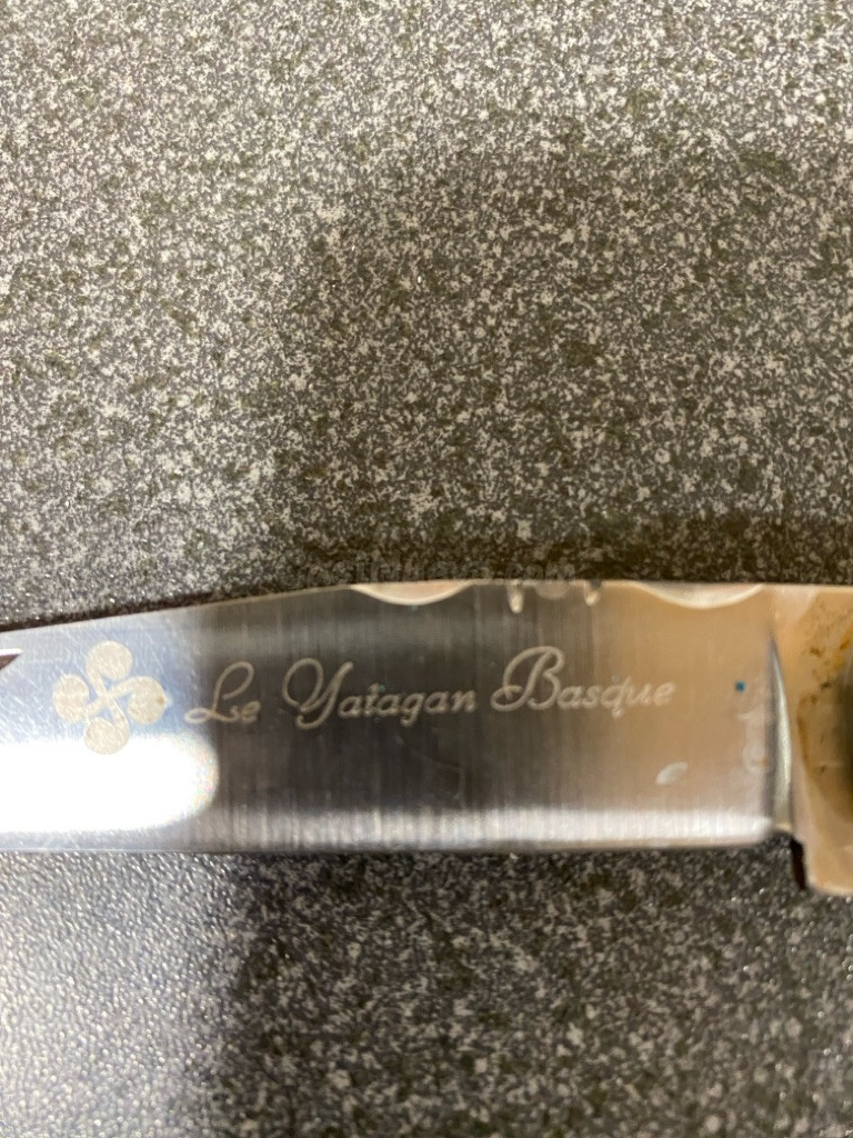Navaja Tradicional Le Yatagan Basque