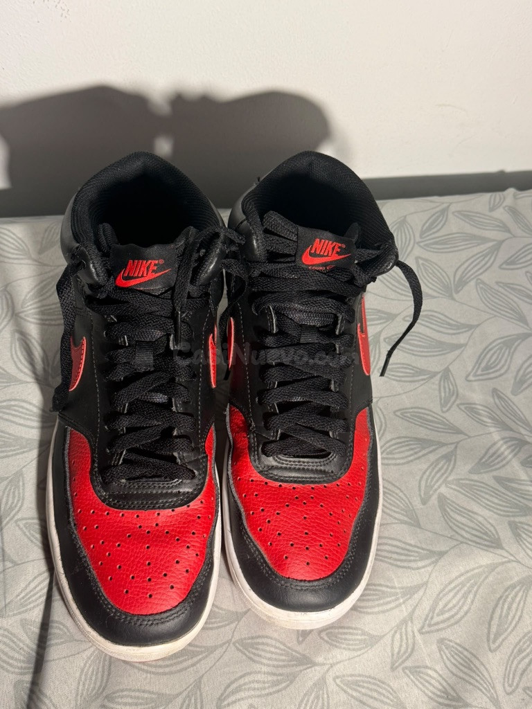 Zapatillas Nike Court Vision Mid Negras Rojas