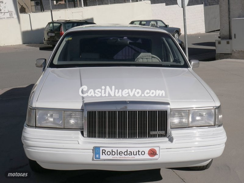 Lincoln Town car
