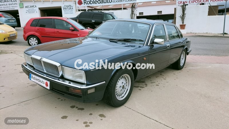 Jaguar XJ6