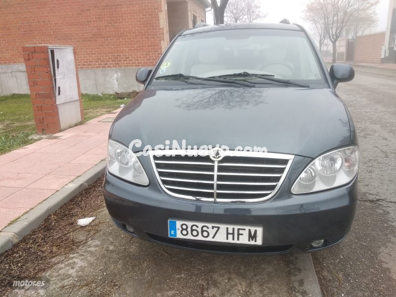 Ssangyong Rodius XDI LIMITED de 2011 con 218.000 Km por 8.000 EUR. en Madrid