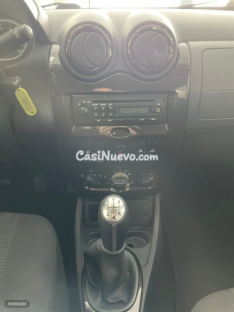 Dacia Duster 1.5 85CV de 2010 con 215.000 Km por 8.900 EUR. en Sevilla