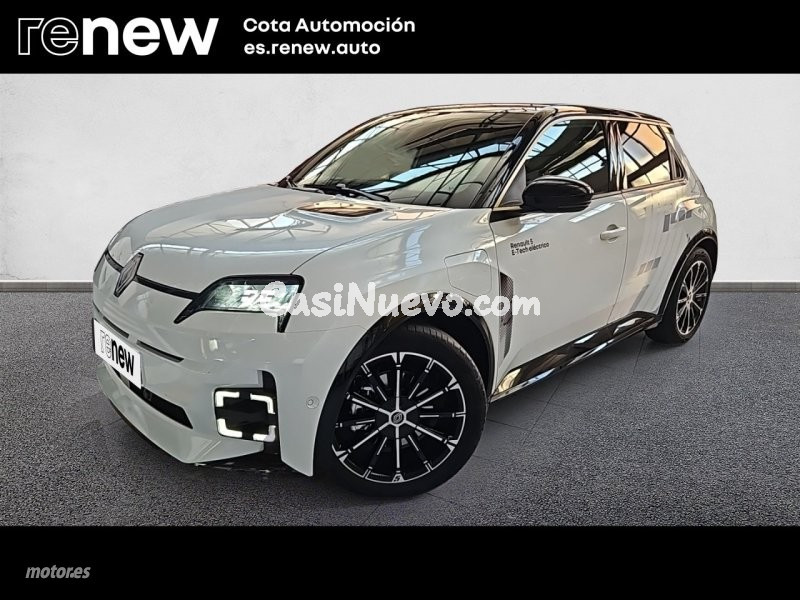 Renault 5 E-Tech Iconic cinq autonomia confort 110 kW de 2024 con 8.000 Km por 28.990 EUR. en Madrid