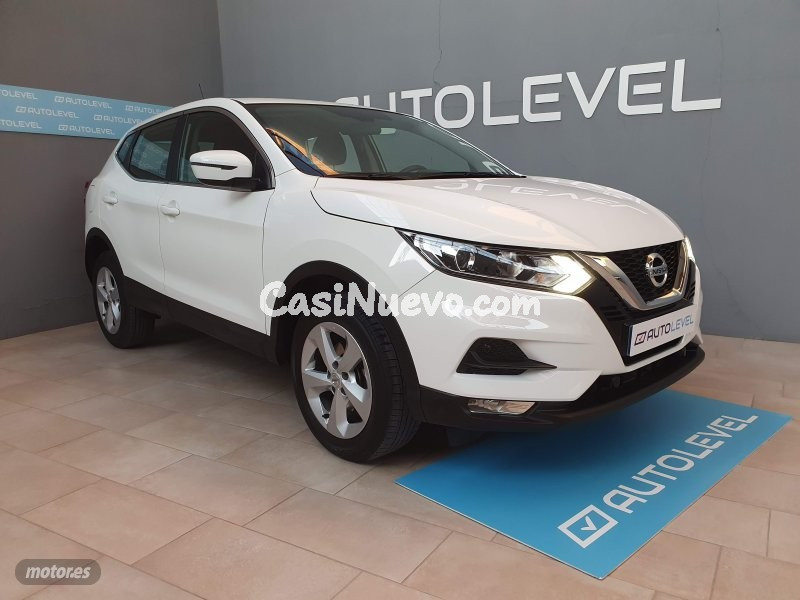 Nissan Qashqai 1.5 dCi Acenta 115cv de 2020 con 55.000 Km por 18.990 EUR. en Valencia