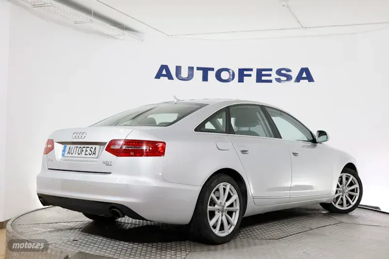 Audi A6 - foto 32