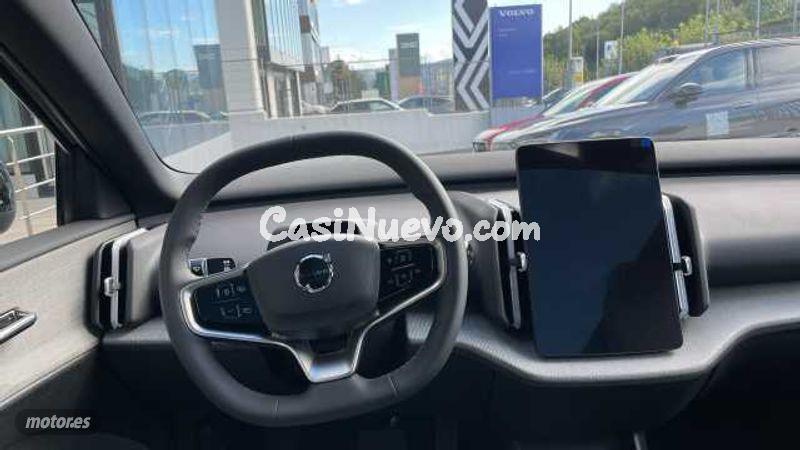 Volvo EX30 - foto 12