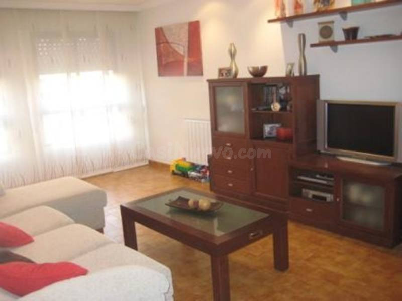 Piso en venta en Elche con 3 hab. y 2 baños Piso sector-quinto