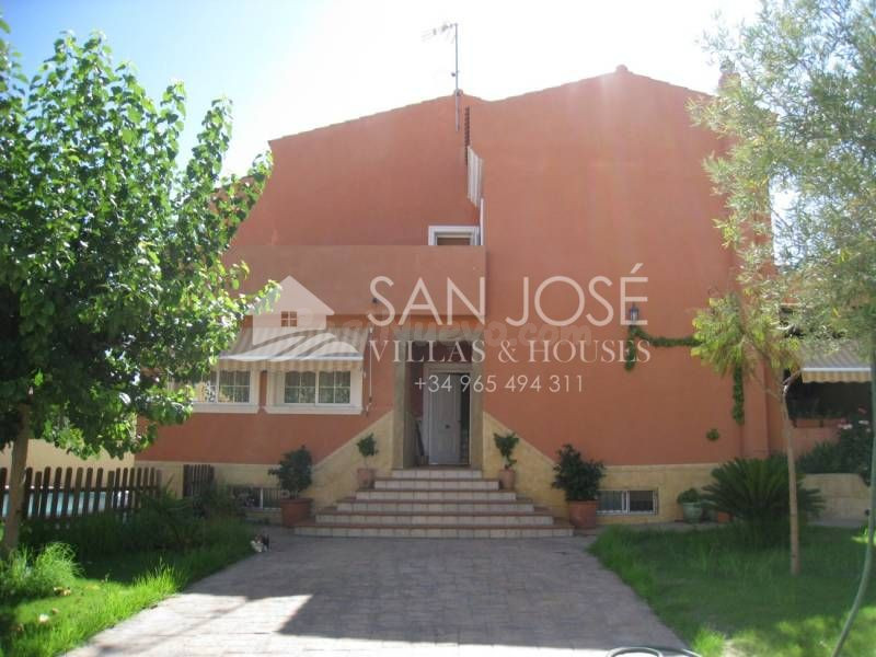 VENTA DE BUNGALOW EN ASPE