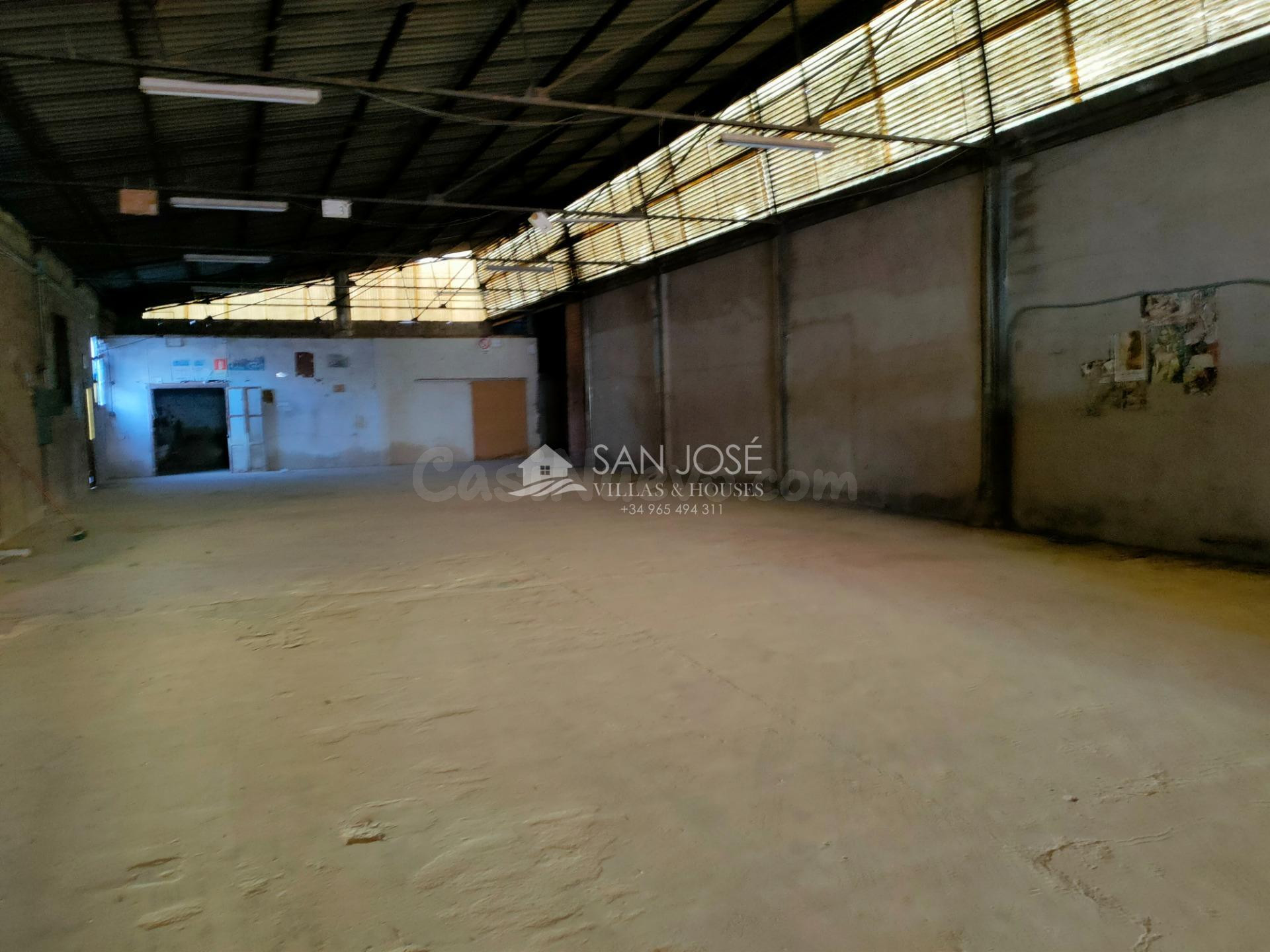 INMOBILIARIA SAN JOSE ALQUILA NAVE DE ALMACENAJE EN ASPE - foto 5