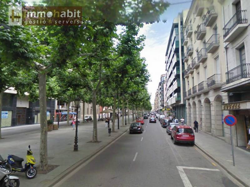 LOCAL COMERCIAL EN RAMBLA FERRAN