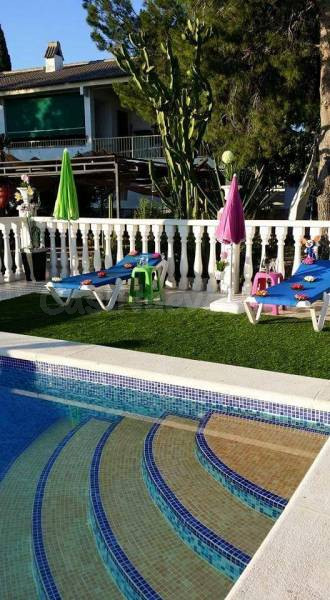 Inmobiliaria San Jose Villas and Houses vende chalet en Crevillente, Alicante, España