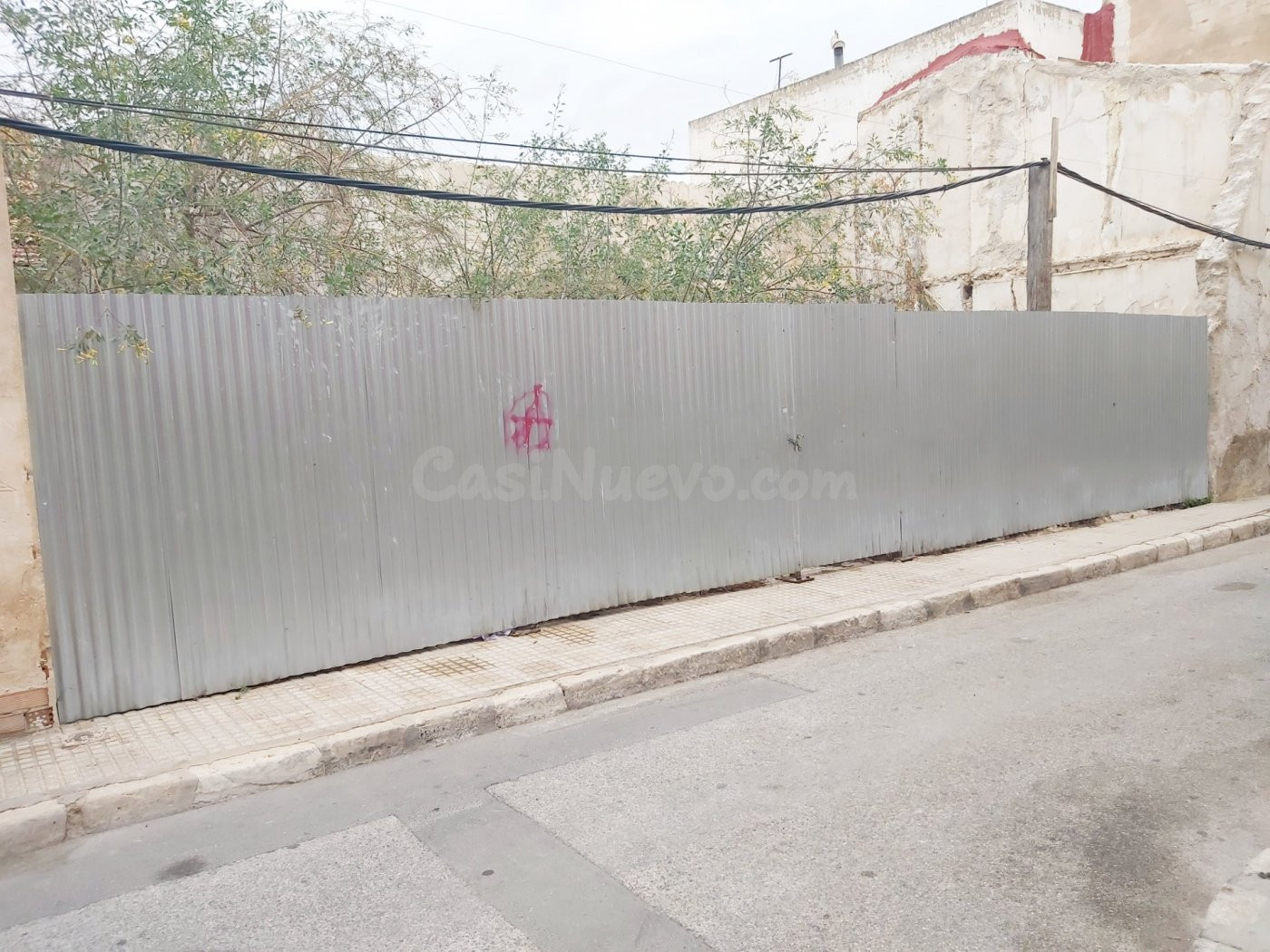 SOLAR URBANO EN VENTA EN ASPE EN MUY BUENA ZONA - foto 4