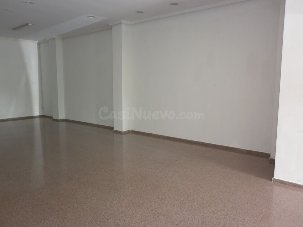 INMOBILIARIA SAN JOSÉ VENDE MAGNIFICO LOCAL EN NOVELDA ZONA DE MARIA CRISTINA