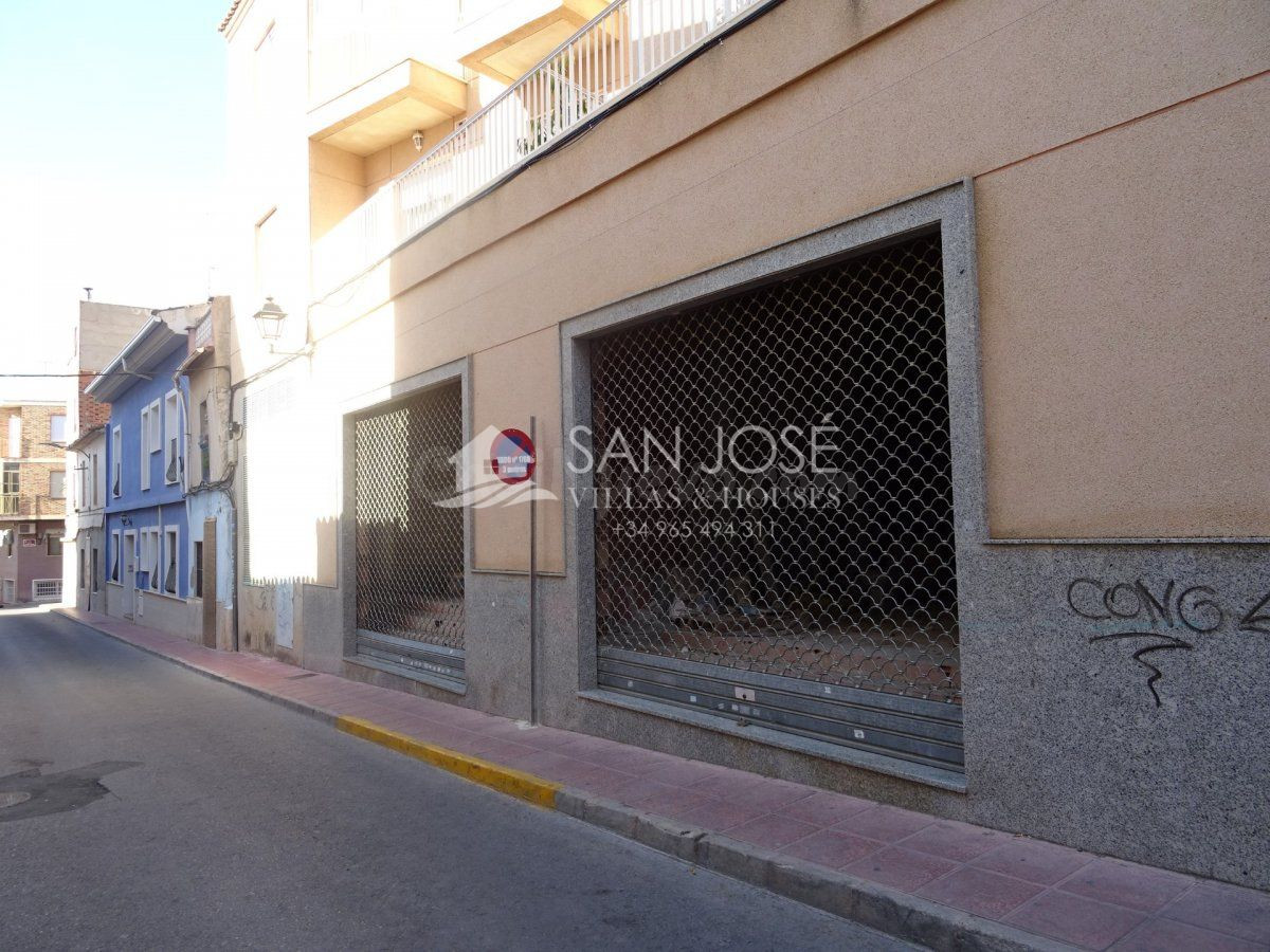 VENTA DE LOCAL COMERCIAL EN ASPE EN ZONA CENTRO TOTALMENTE DIÁFANO