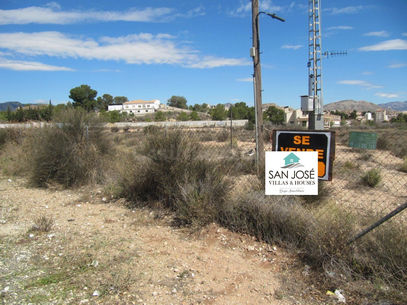 SE VENDE TERRENO NO URBANO EN MONOVAR (ALICANTE) SPAIN
