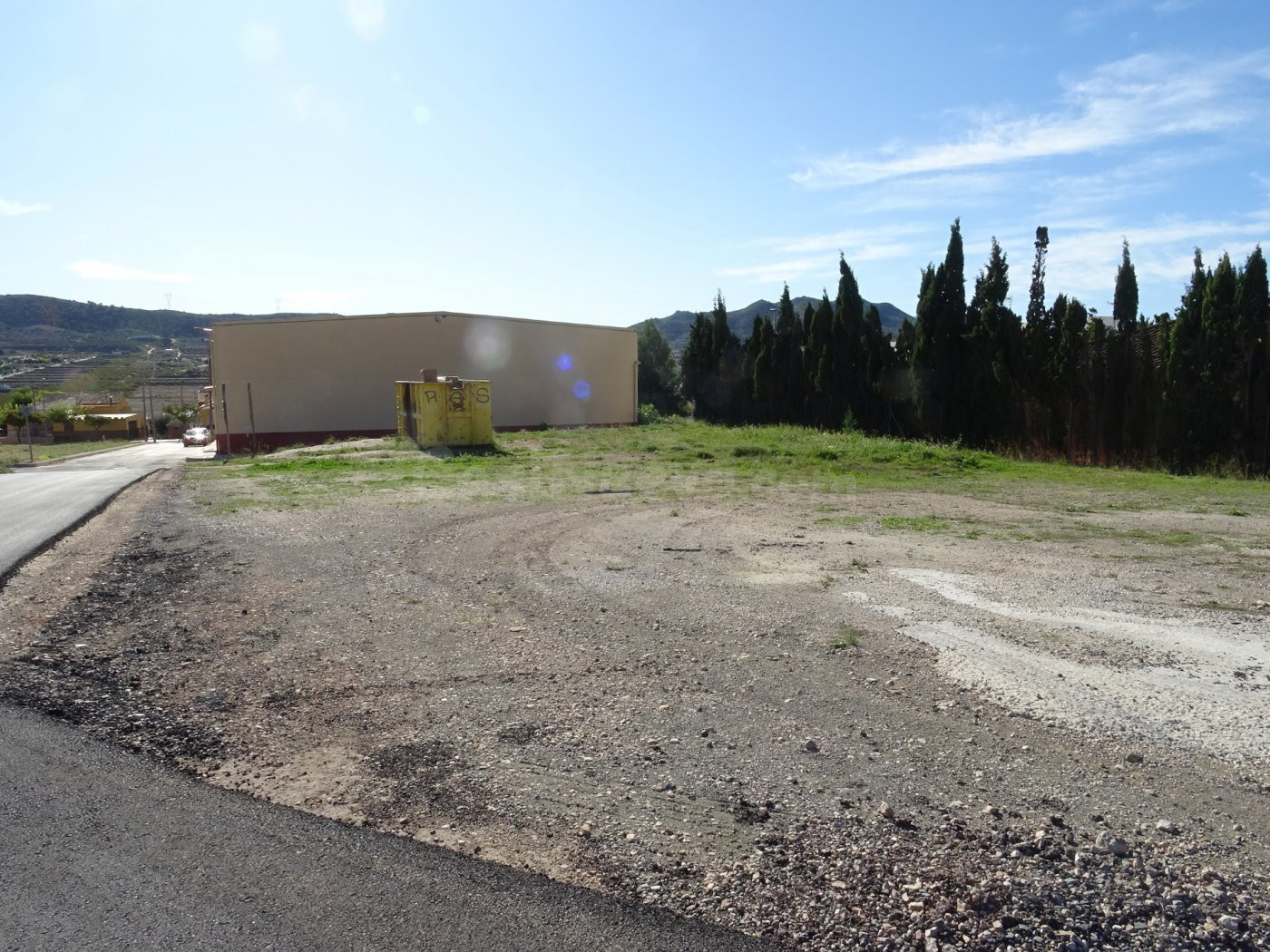 SE VENDE PARCELA URBANA EN BUENA ZONA EN HONDÓN DE LOS FRAILES