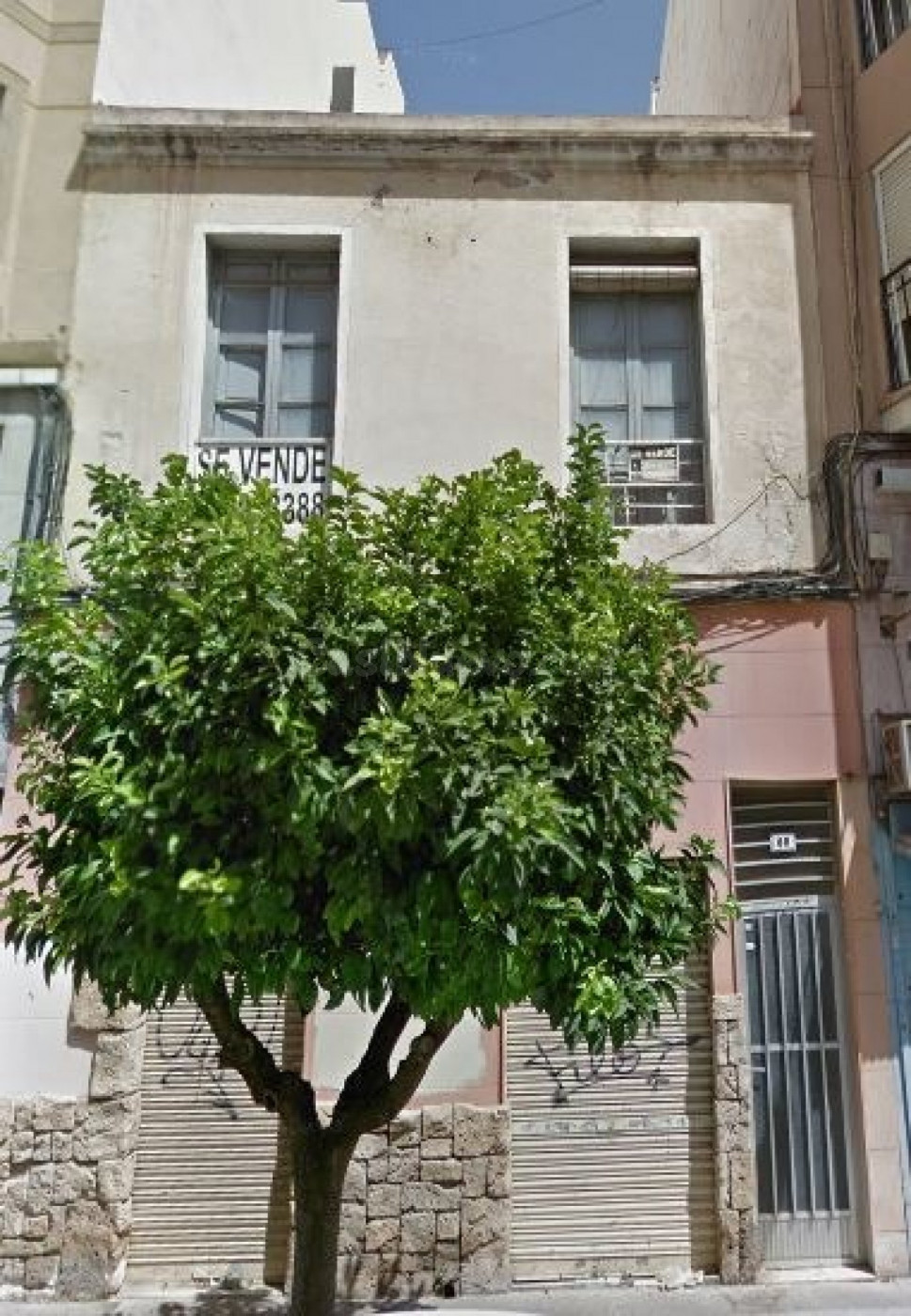 SE VENDE EDIFICIO PARA REFORMAR O SOLAR EN ZONA PISOS AZULES, ELCHE.
